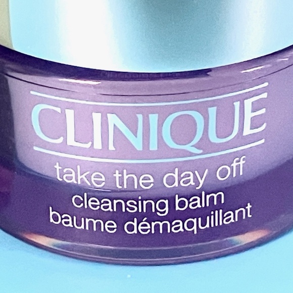 🛍️ FREE w/$30 - Clinique Take the Day Off Cleansing Balm Makeup Remover .5oz - Picture 5 of 13